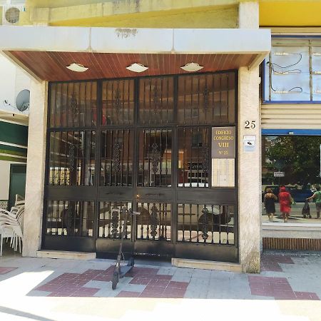 Recién reformado, Fire Stick Amazon, Wifi, 2 pers, Céntrico, 20 m Playa Appartamento Torremolinos Esterno foto